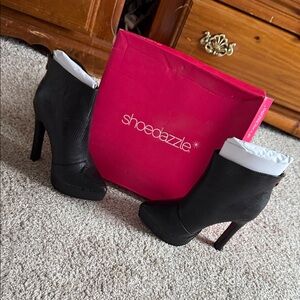 Brand new never worn Shoe Dazzle Elegant Black Heeled Boots